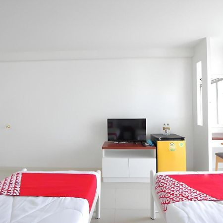 Super Oyo 498 Ladawan Villa Bangkok Zewnętrze zdjęcie