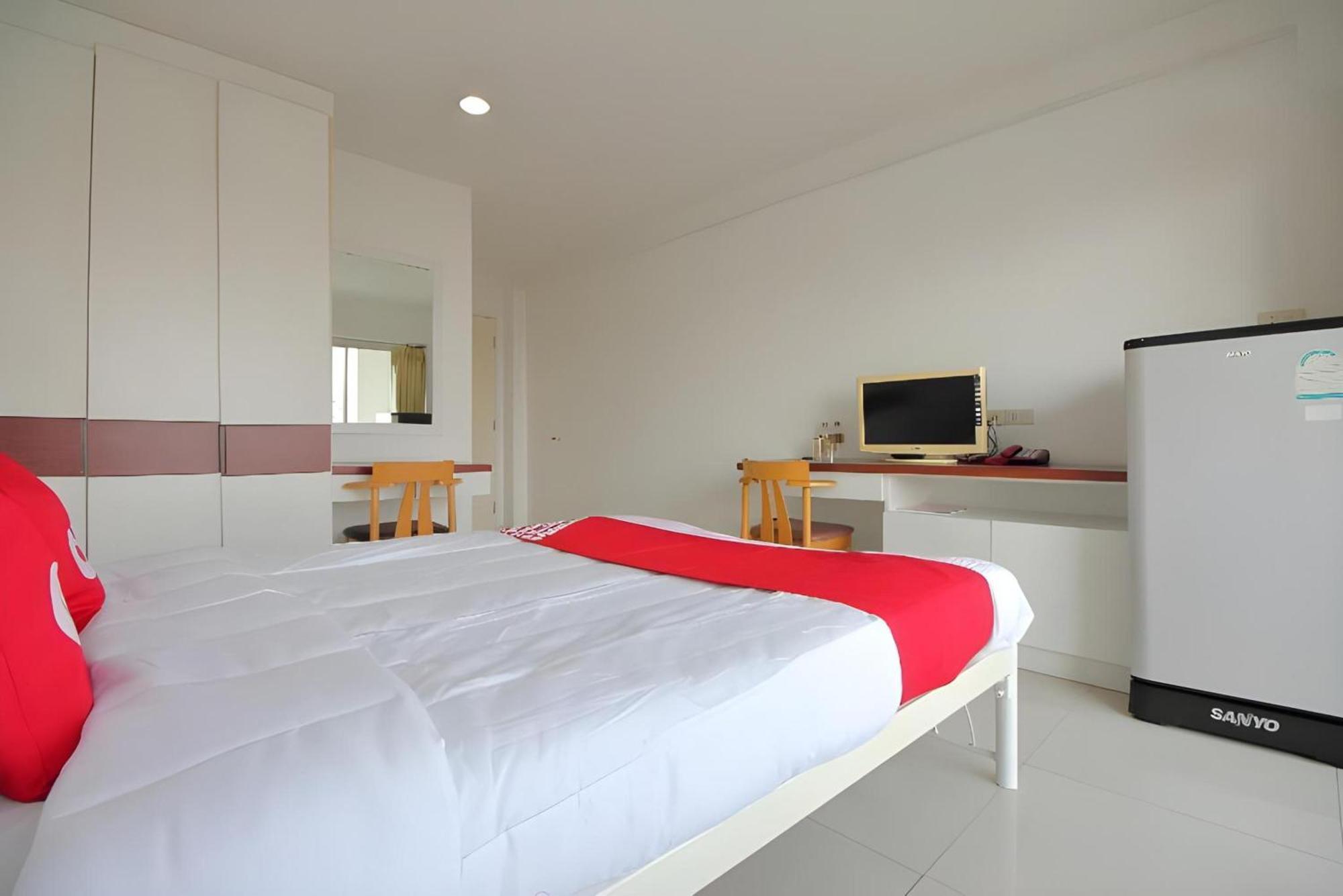 Super Oyo 498 Ladawan Villa Bangkok Zewnętrze zdjęcie
