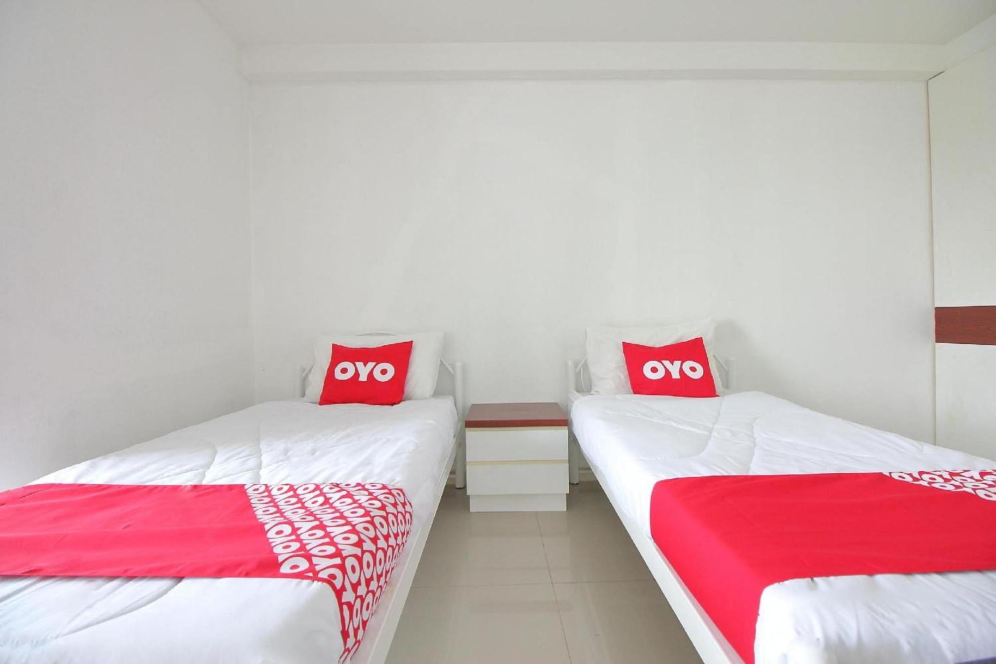 Super Oyo 498 Ladawan Villa Bangkok Zewnętrze zdjęcie