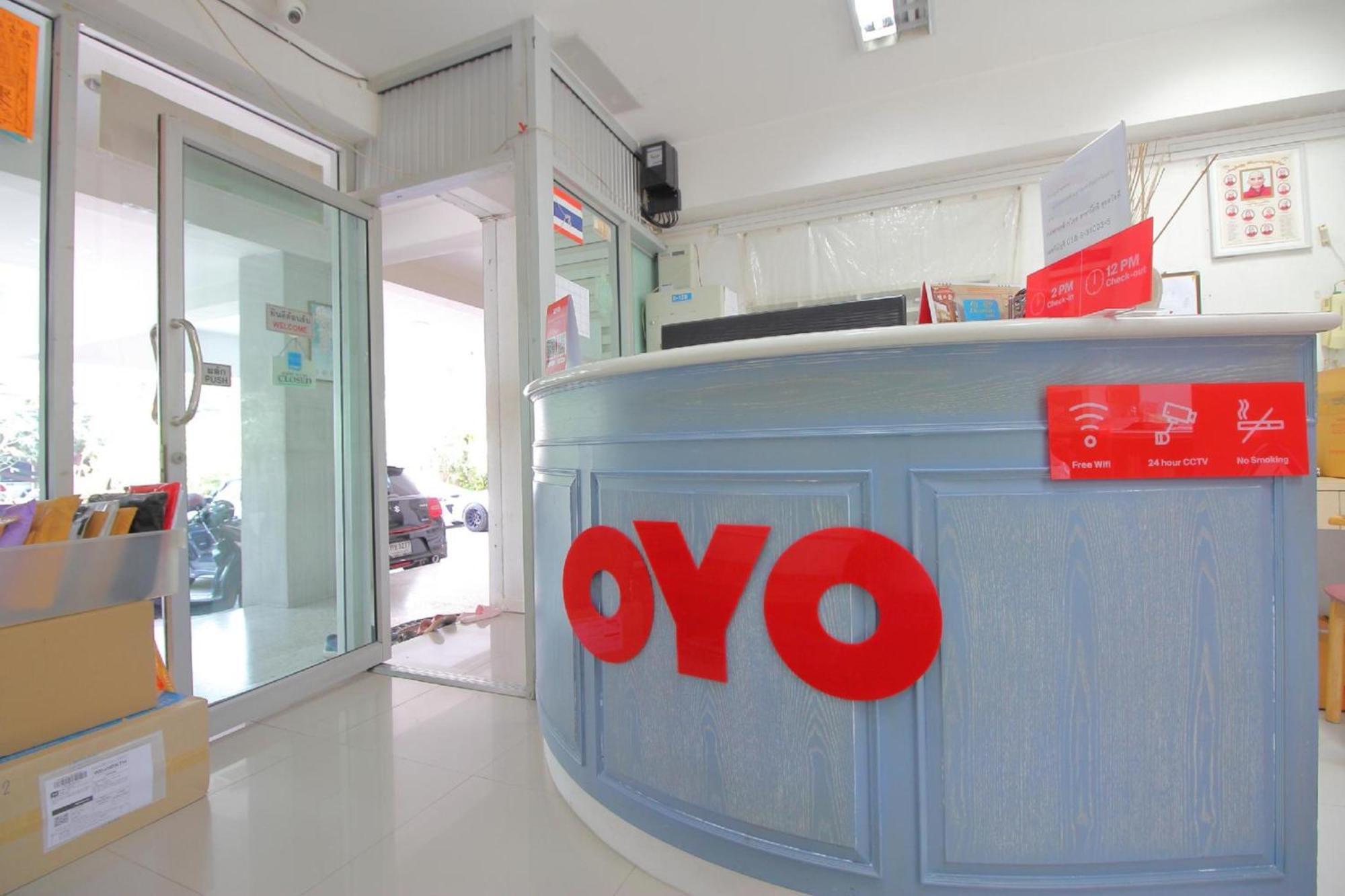Super Oyo 498 Ladawan Villa Bangkok Zewnętrze zdjęcie