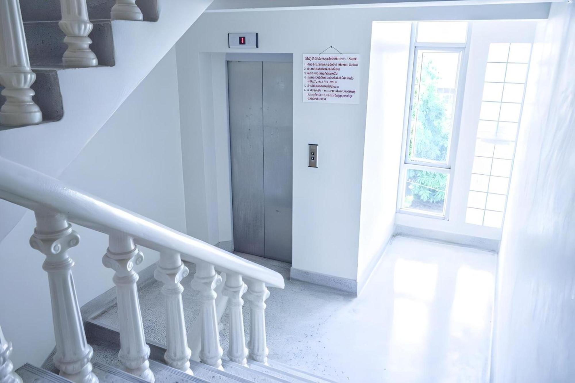 Super Oyo 498 Ladawan Villa Bangkok Zewnętrze zdjęcie